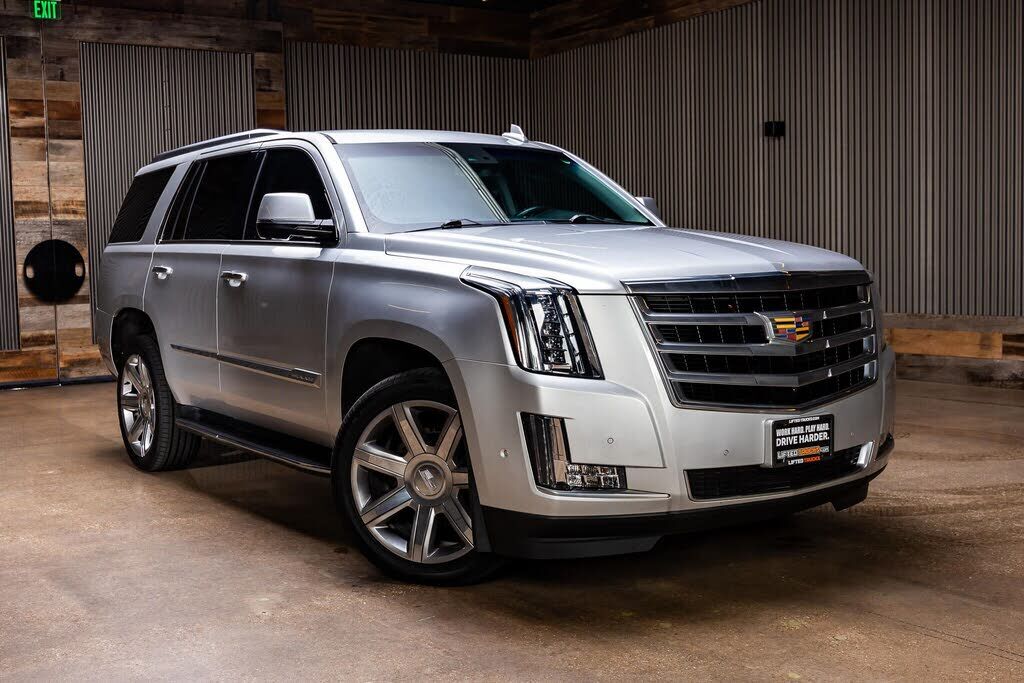 2019 CADILLAC Escalade