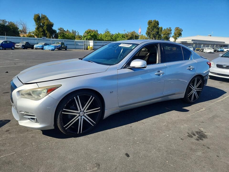 2014 INFINITI Q50
