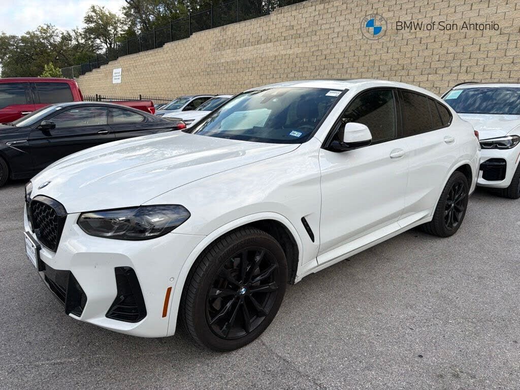 2023 BMW X4