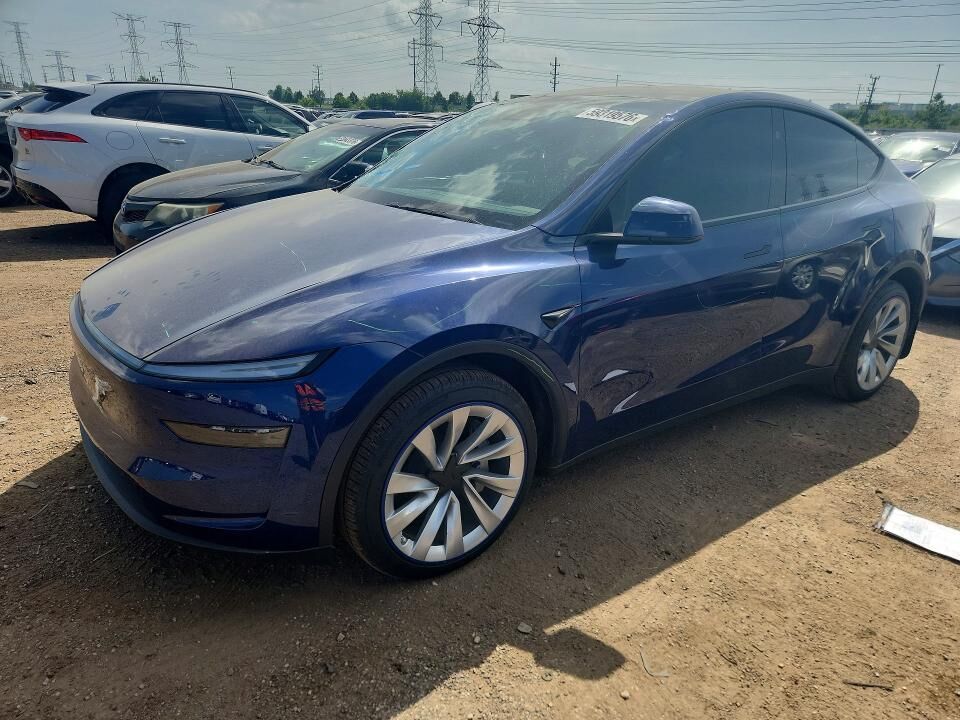 2026 TESLA Model Y