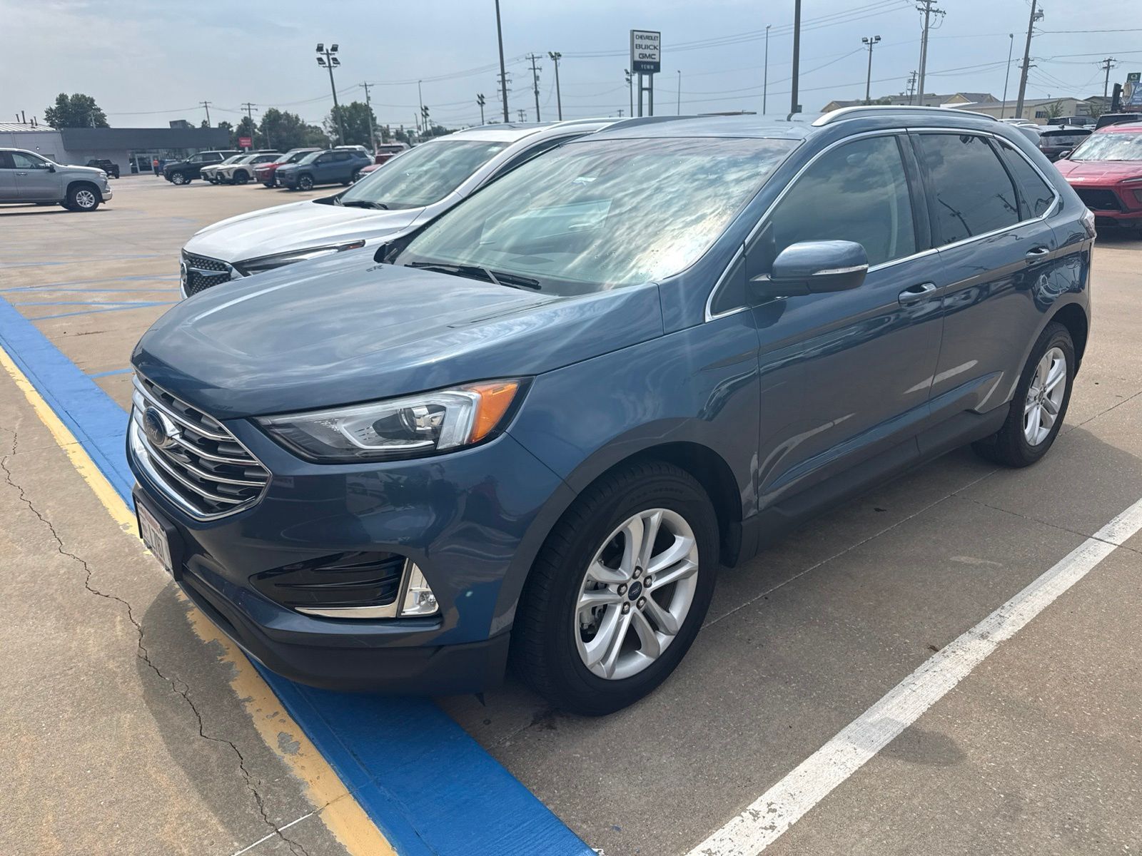2019 FORD Edge