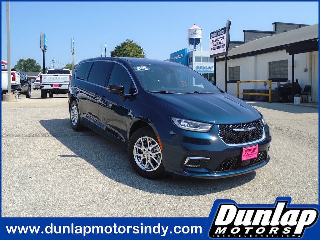 2025 CHRYSLER Pacifica