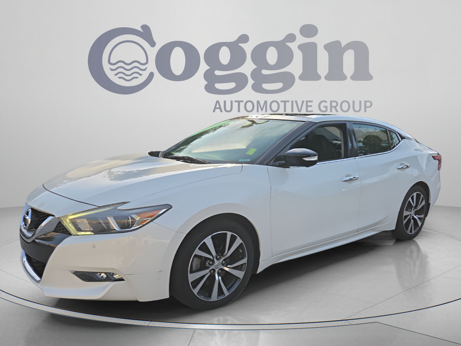 2017 NISSAN Maxima