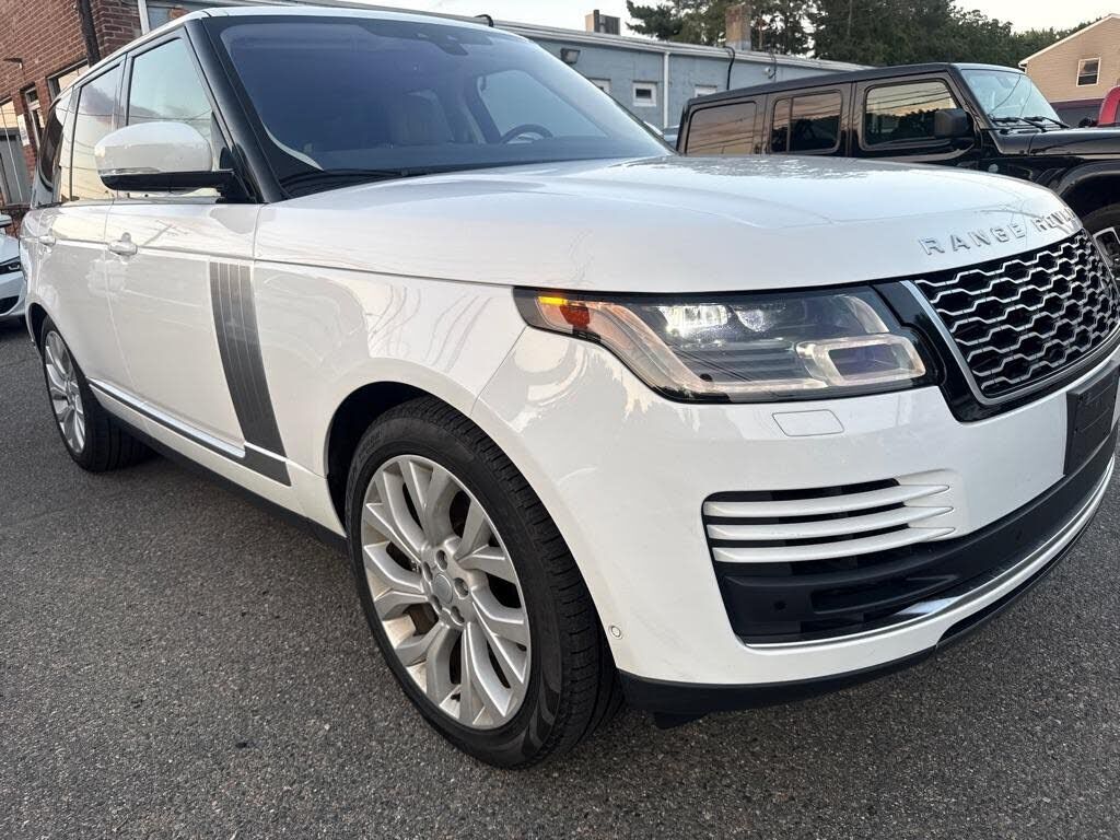 2022 LAND ROVER Range Rover