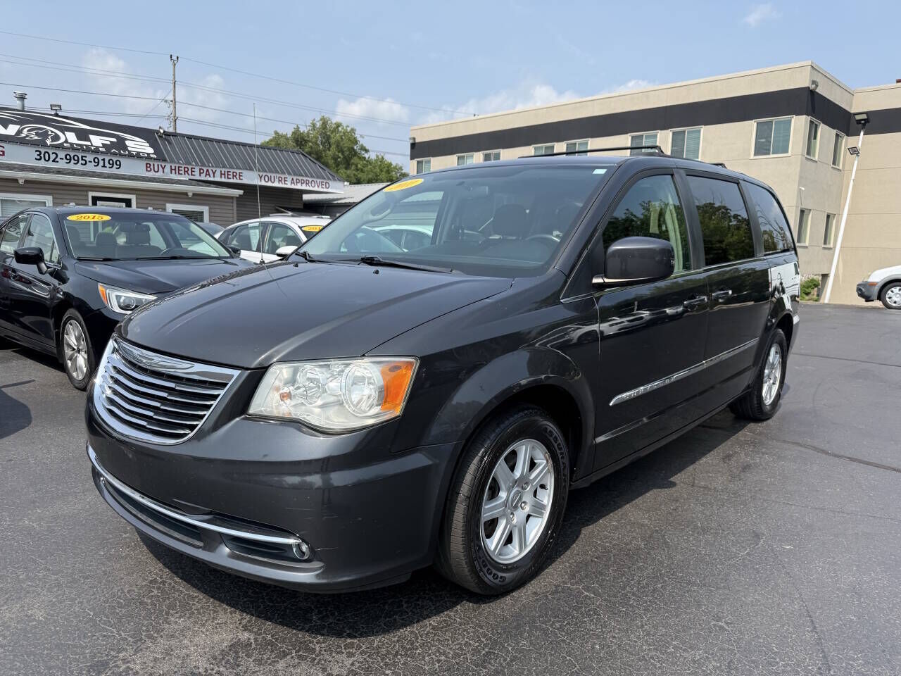 2011 CHRYSLER Town and Country