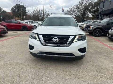 2017 NISSAN Pathfinder