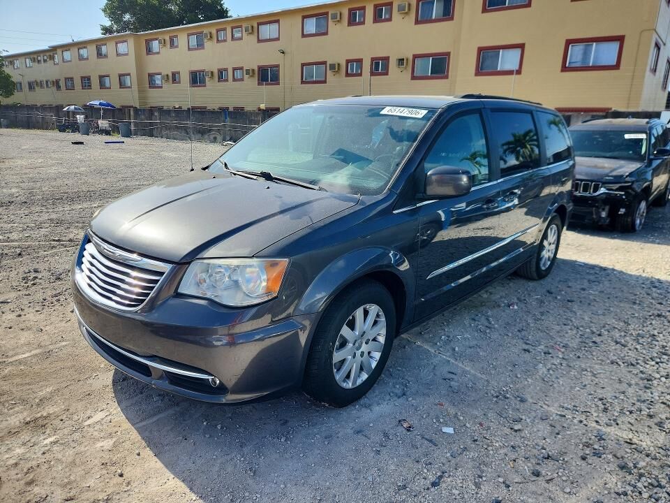 2015 CHRYSLER Town and Country