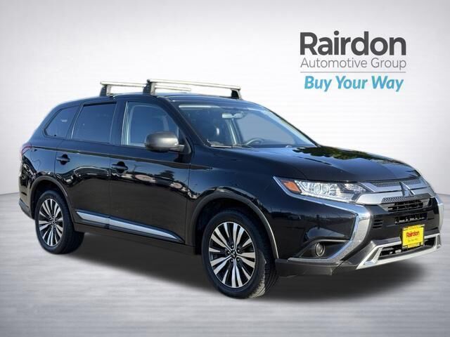2020 MITSUBISHI Outlander