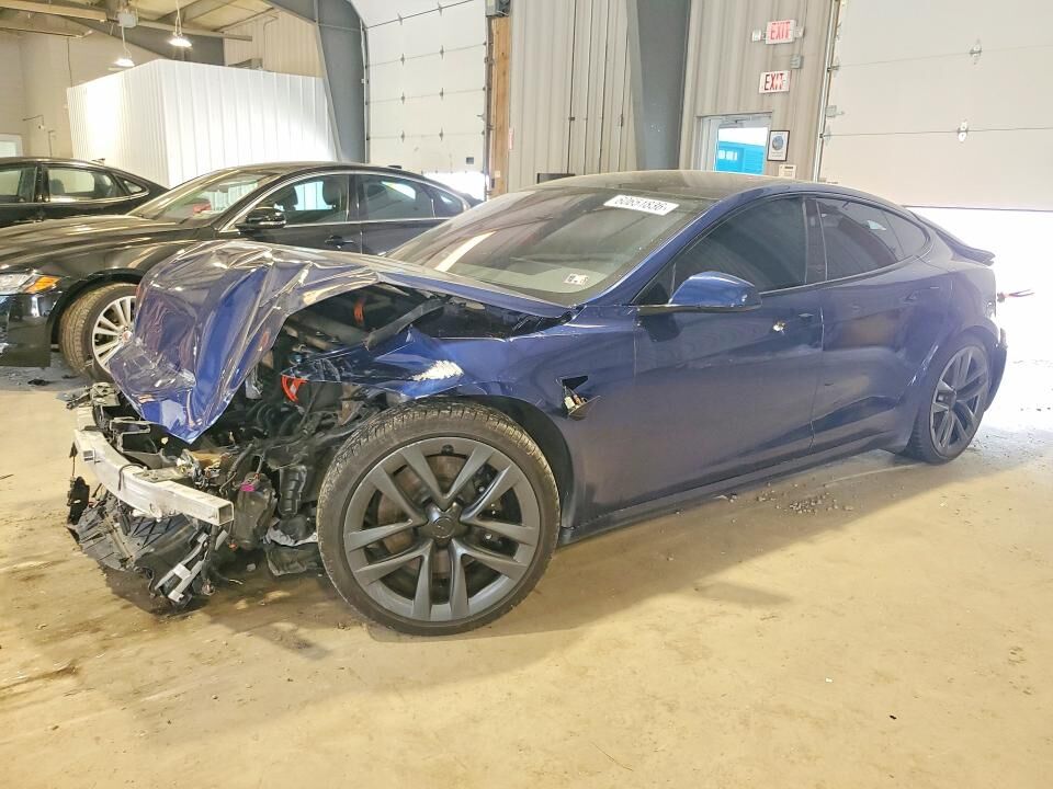 2021 TESLA Model S
