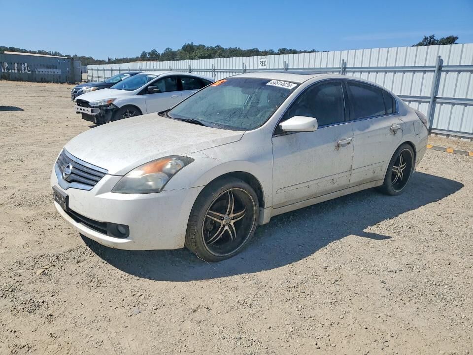 2009 NISSAN Altima
