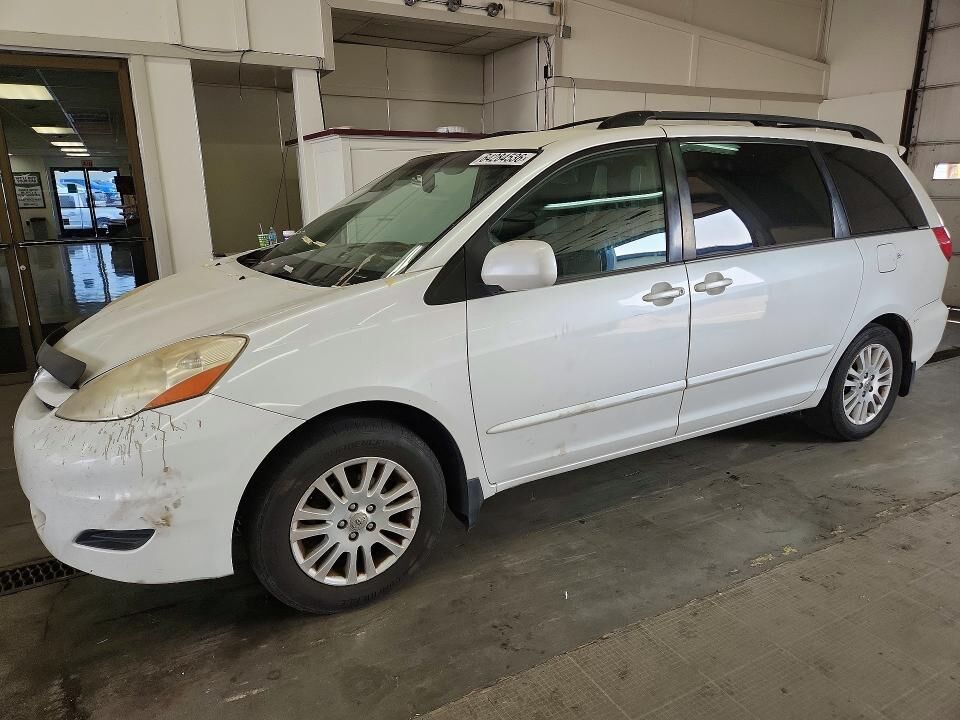2008 TOYOTA Sienna
