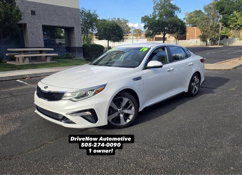 2019 KIA Optima