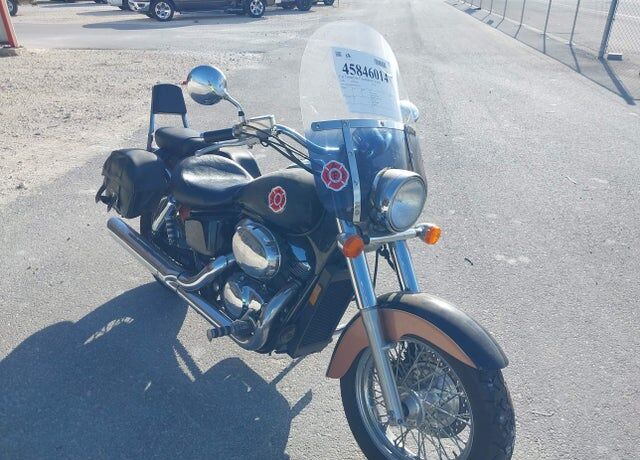 1998 HONDA VT750