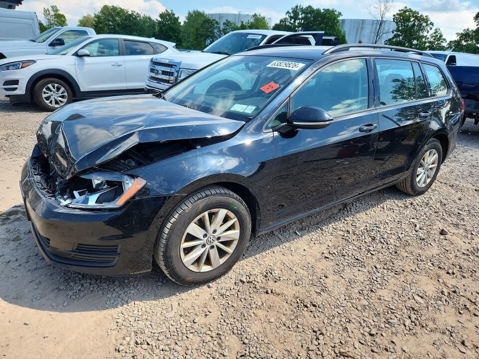2017 VOLKSWAGEN Golf SportWagen