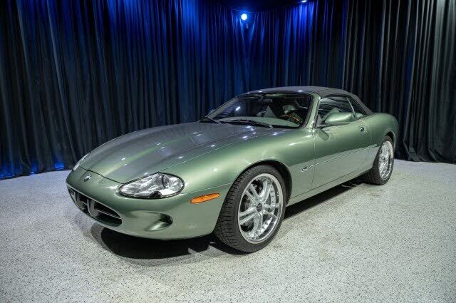 1999 JAGUAR XK8