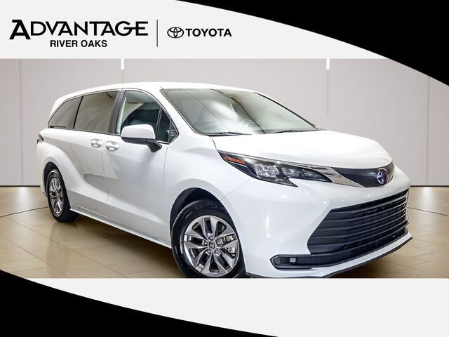 2025 TOYOTA Sienna