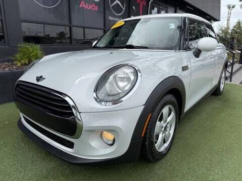 2018 MINI Cooper