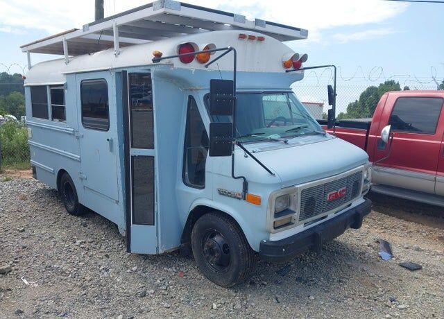 1993 GMC Cutaway Van
