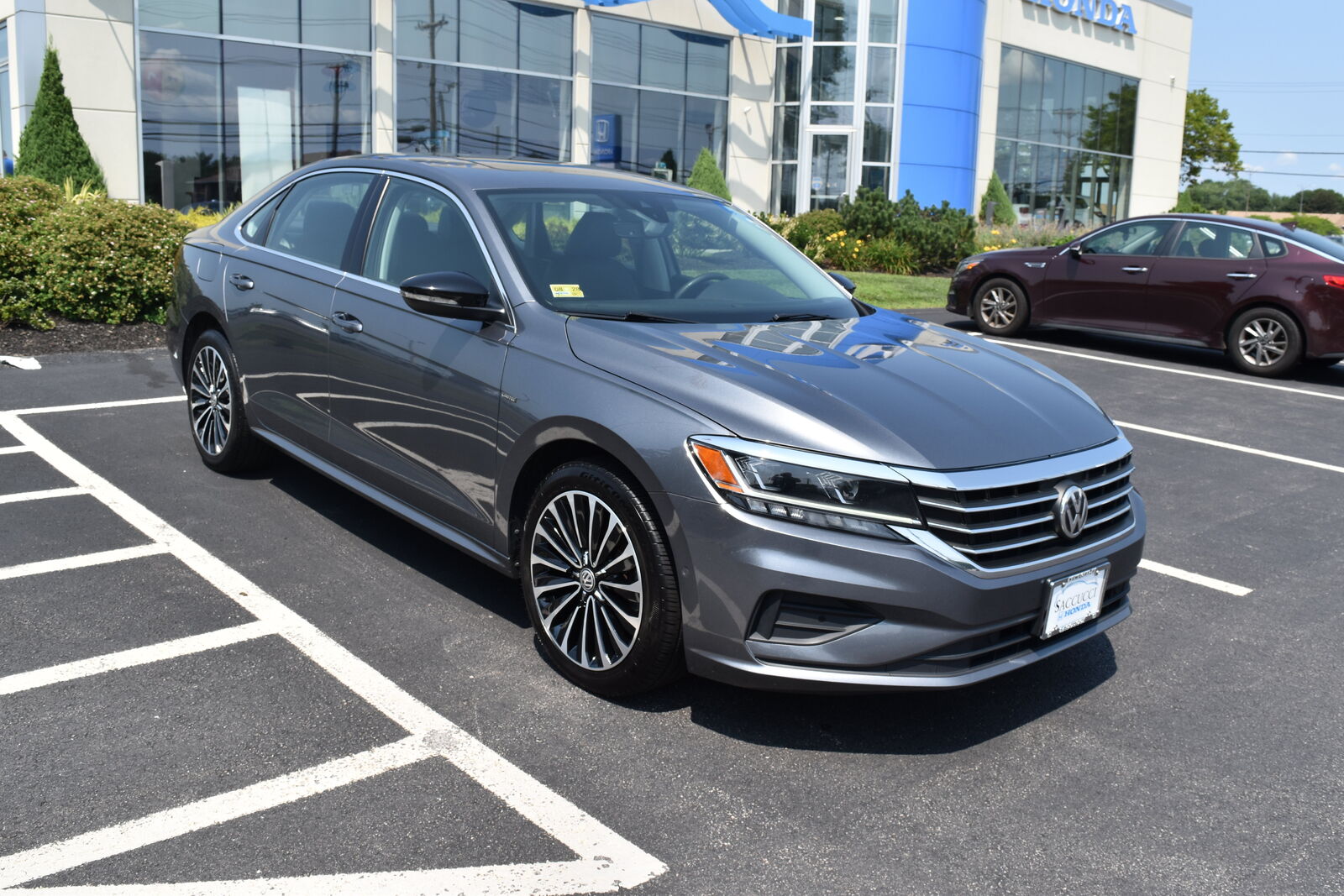 2022 VOLKSWAGEN Passat