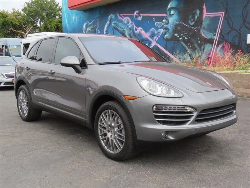 2014 PORSCHE Cayenne