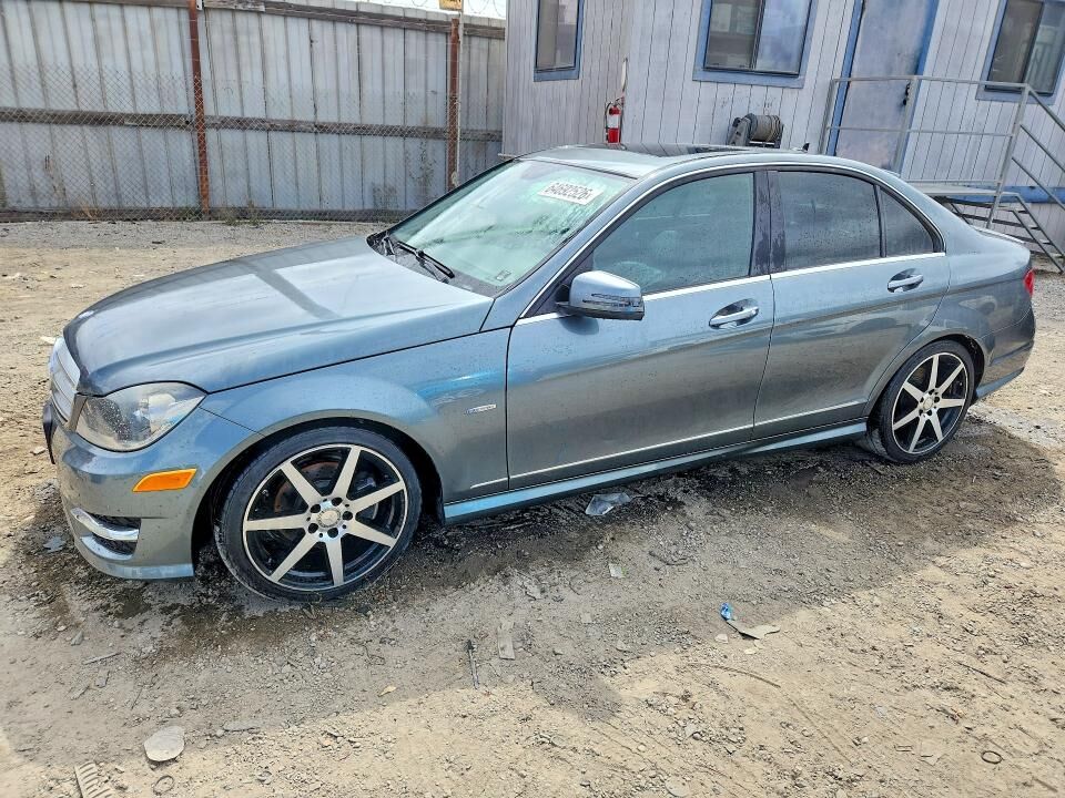 2012 MERCEDES-BENZ C-Class