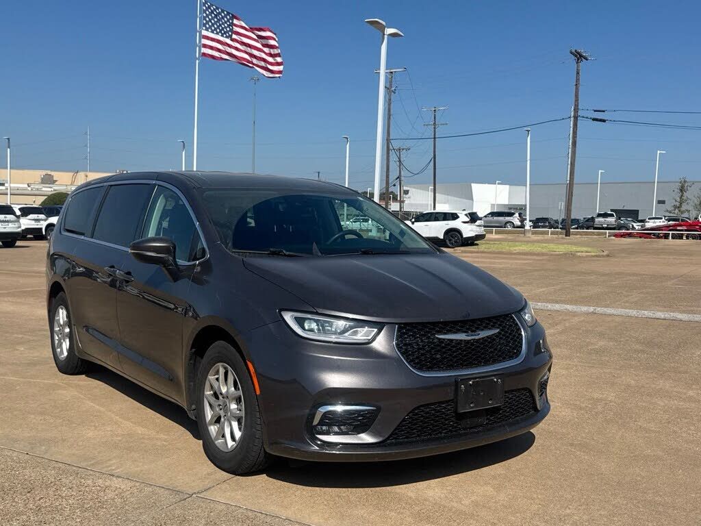 2023 CHRYSLER Pacifica