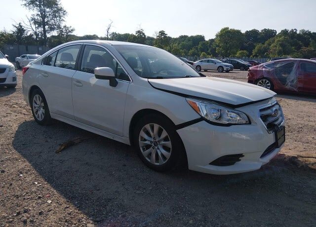 2015 SUBARU Legacy