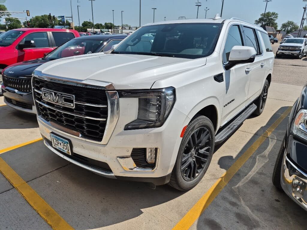 2023 GMC Yukon XL