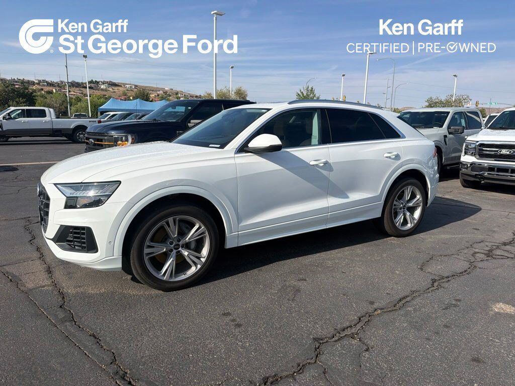 2023 AUDI Q8