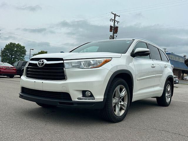 2016 TOYOTA Highlander