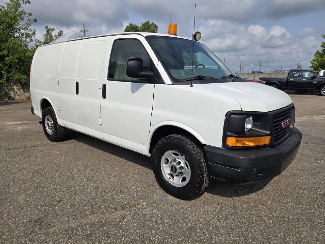 2013 GMC Savana