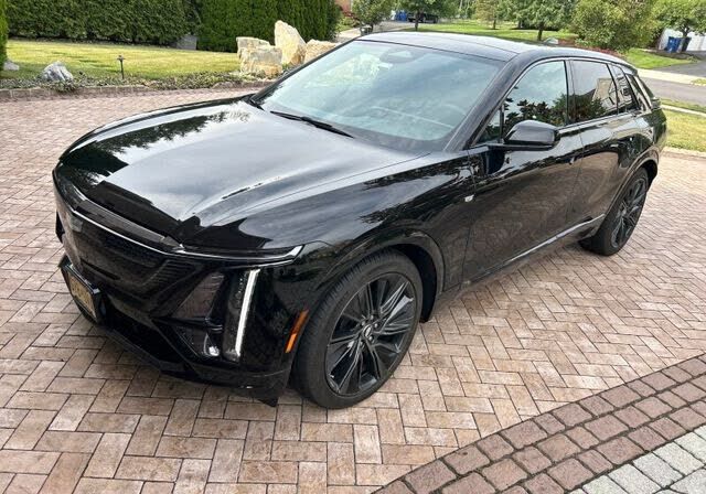 2024 CADILLAC Lyriq