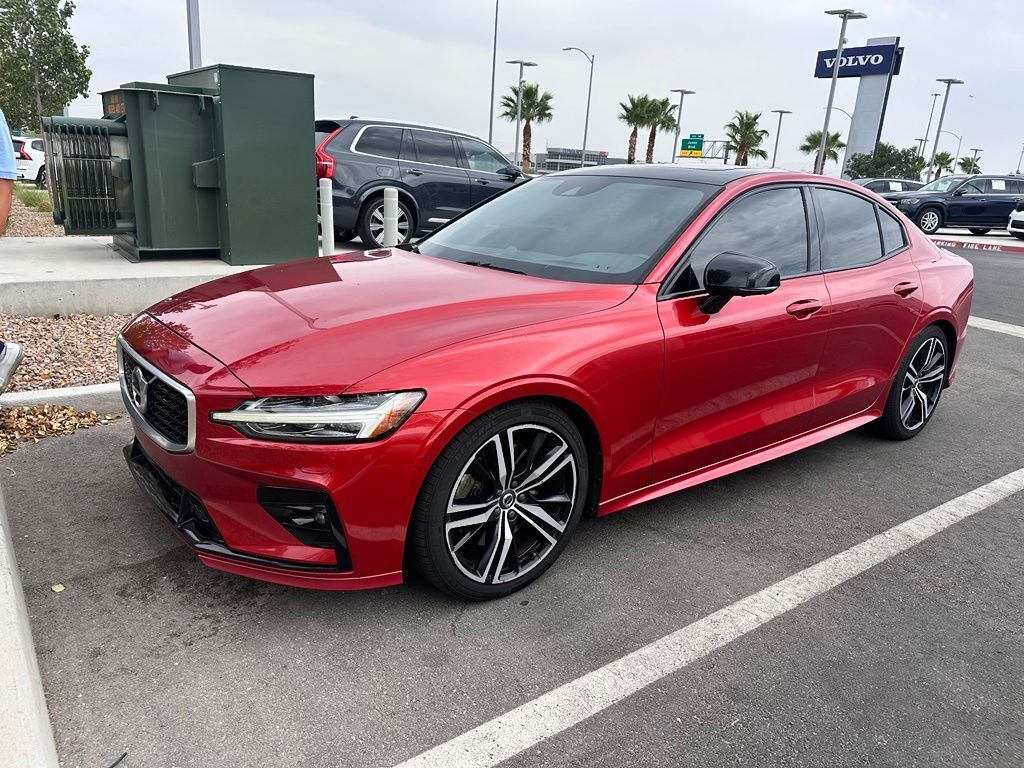 2019 VOLVO S60