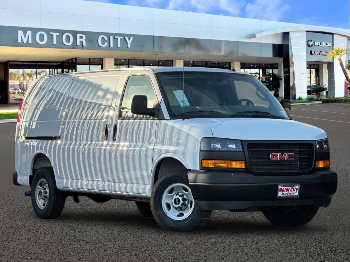 2025 GMC Savana