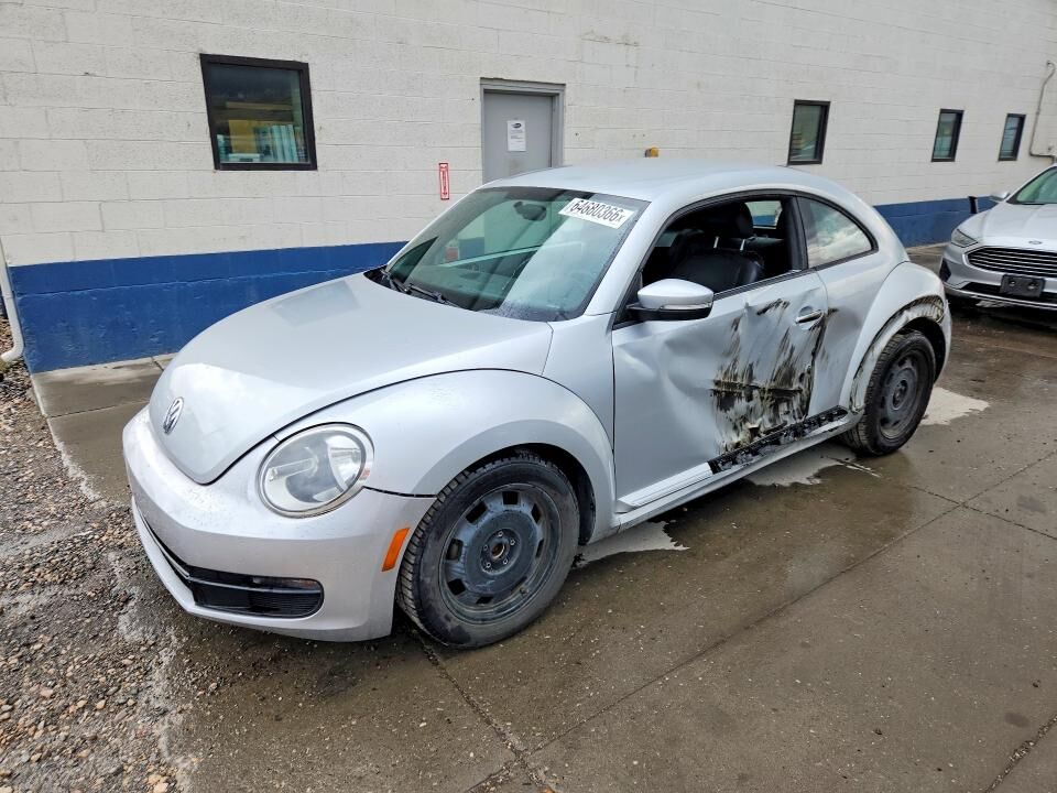 2012 VOLKSWAGEN Beetle