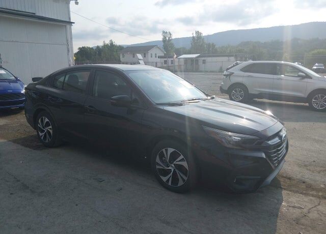 2025 SUBARU Legacy