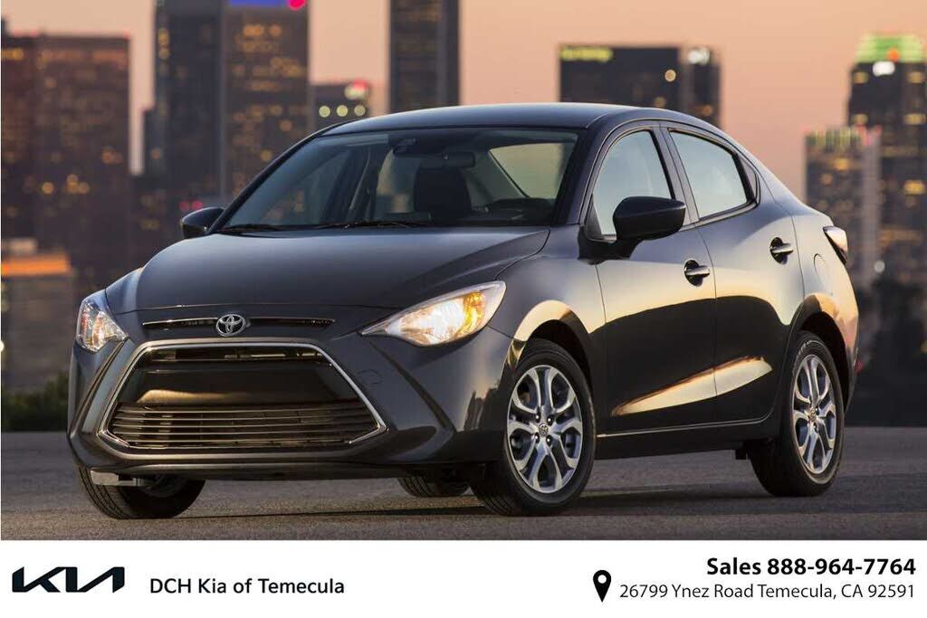 2018 TOYOTA Yaris