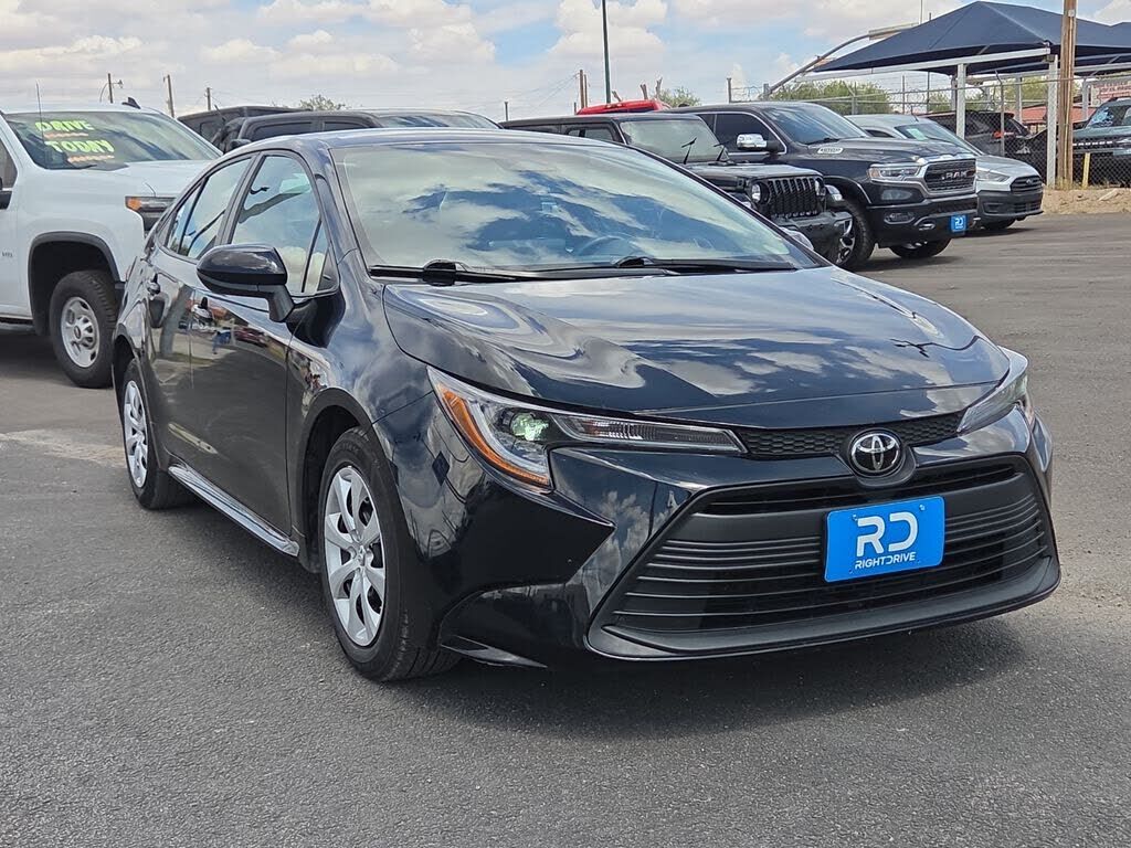 2024 TOYOTA Corolla
