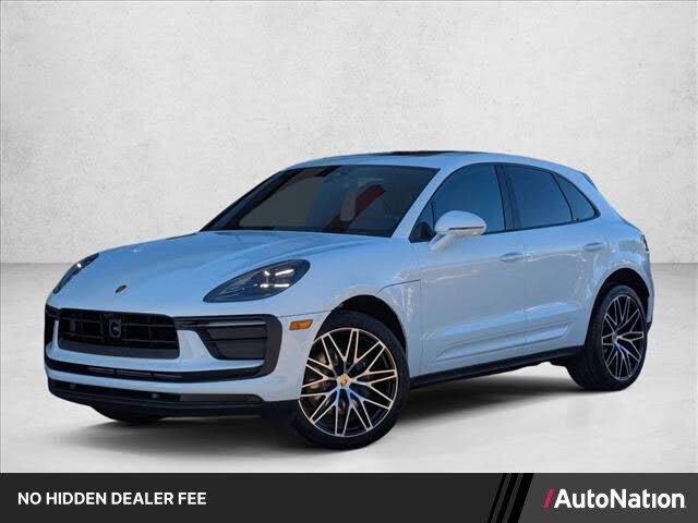 2026 PORSCHE Macan