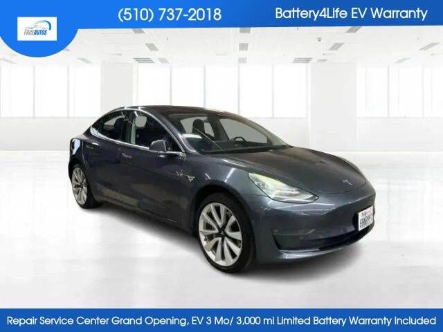 2017 TESLA Model 3