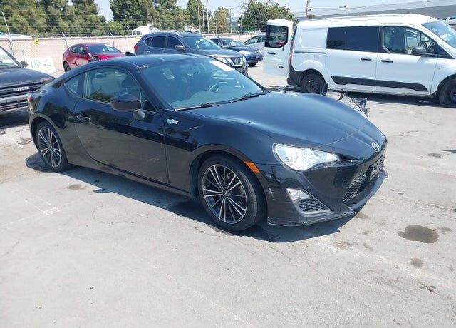 2015 TOYOTA Scion
