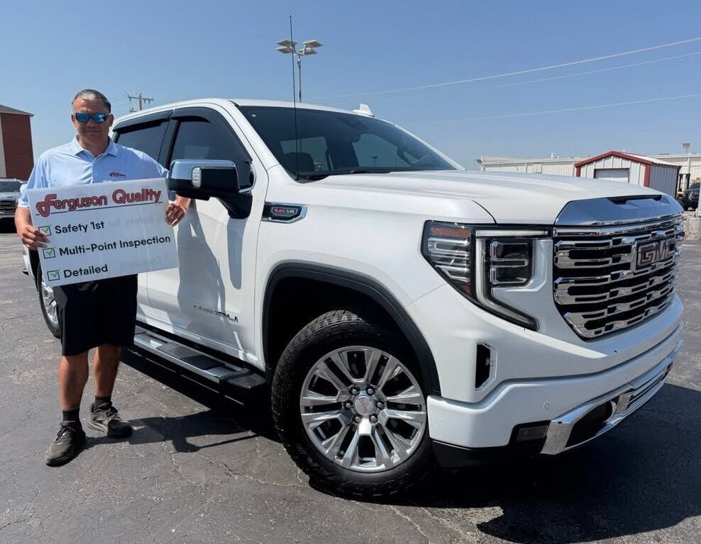 2023 GMC Sierra