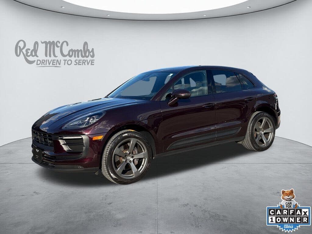 2023 PORSCHE Macan