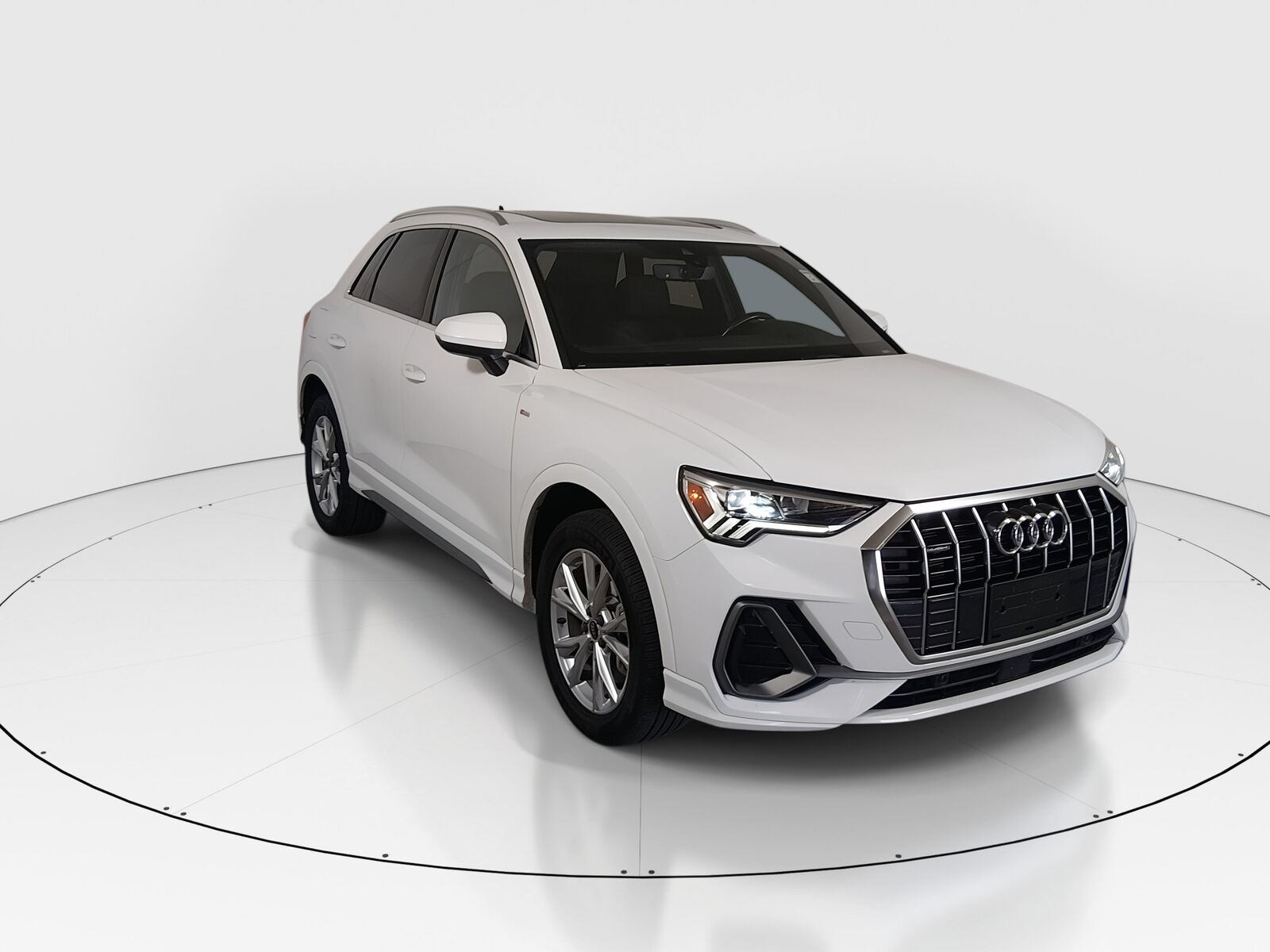 2024 AUDI Q3