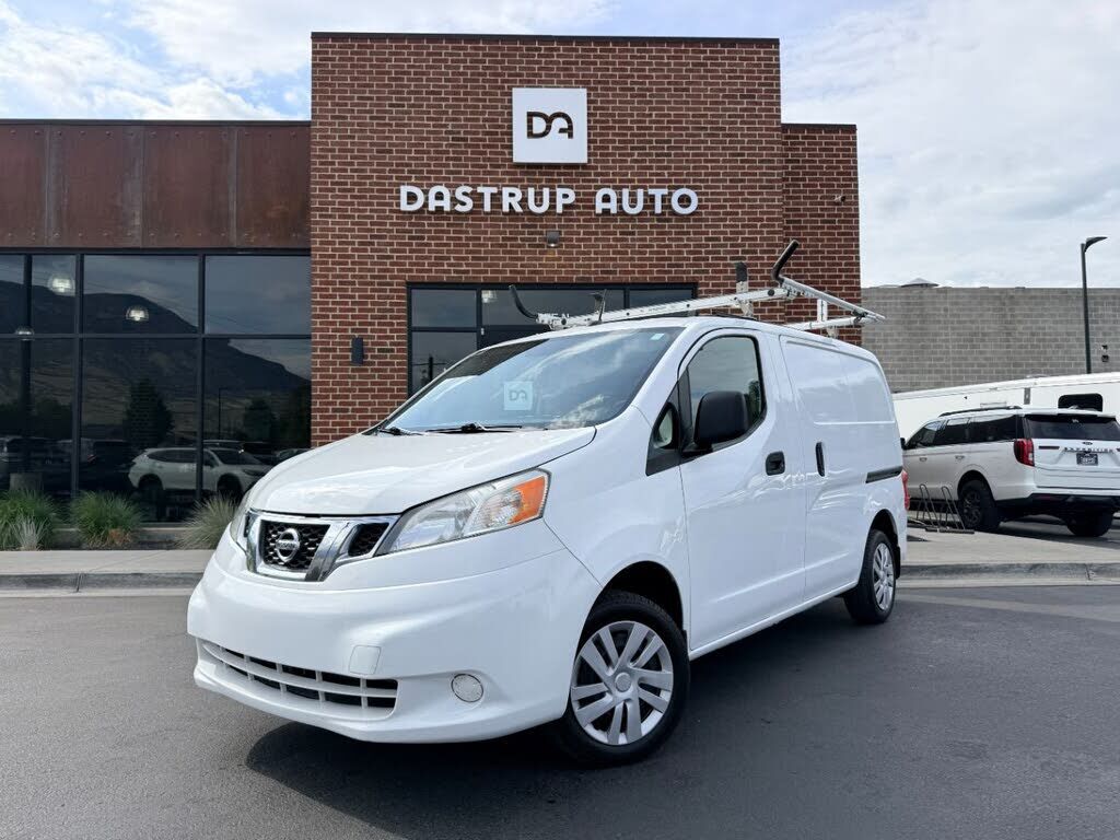 2021 NISSAN NV200