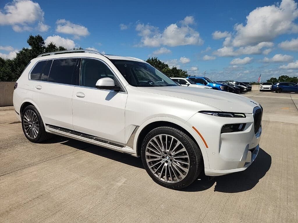 2024 BMW X7