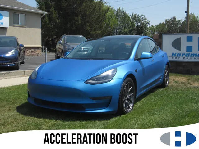 2022 TESLA Model 3