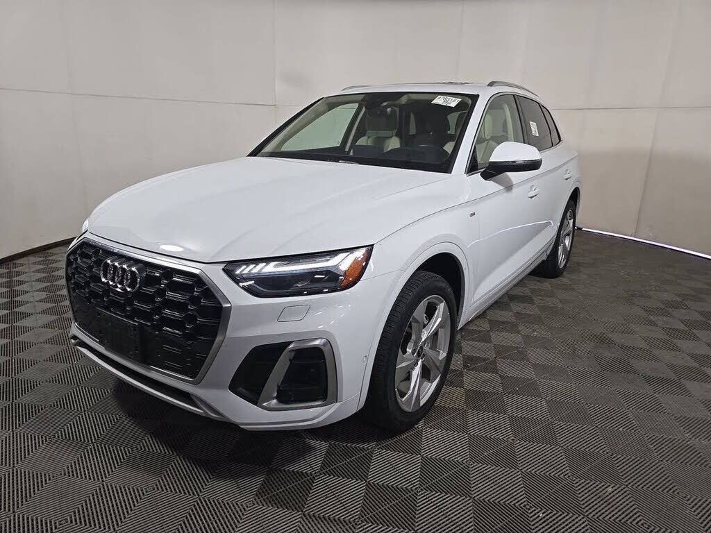 2022 AUDI Q5