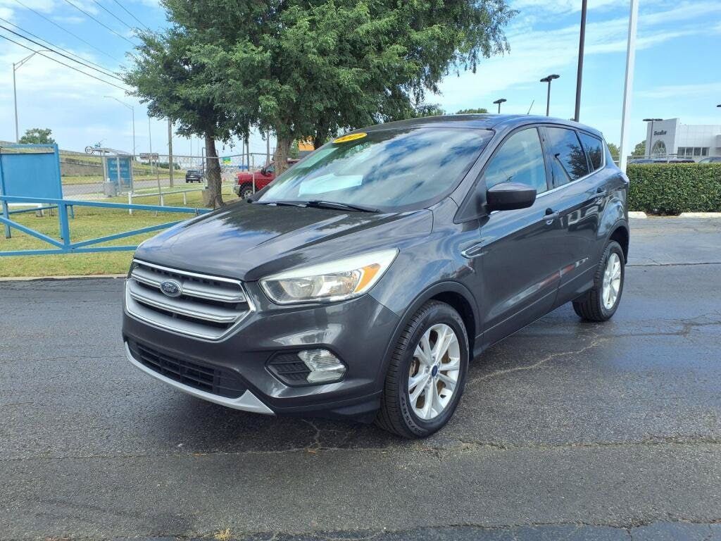 2017 FORD Escape