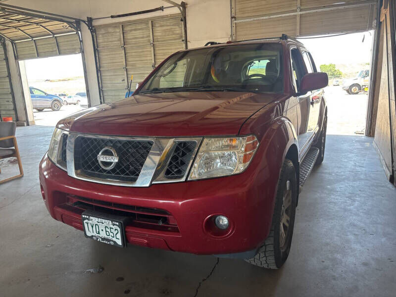 2010 NISSAN Pathfinder
